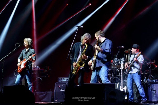 The Dire Straits Experience in Vienna 2019